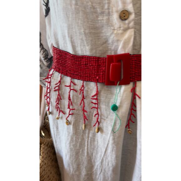 Antica Sartoria elastic belt features red glass seed beads a seashell fringe main image 5